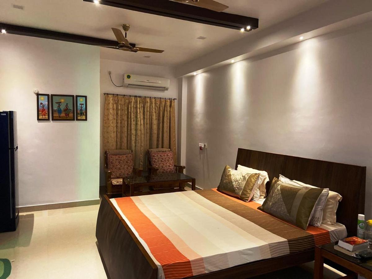 Hôtel The Sunaina à Bénarès Extérieur photo